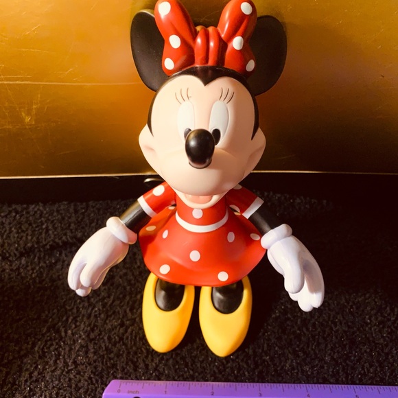 NWOT Hard and Hardy, Minnie Mouse Toy for play or collection addition decor 🐝⭐️ - Picture 3 of 4